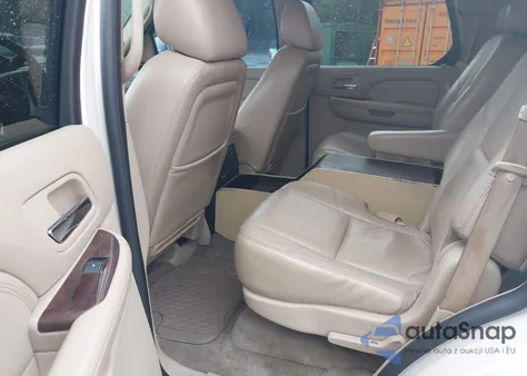 2009 Cadillac Escalade Standard from USA, damaged, VIN 1GYFC232X9R259995